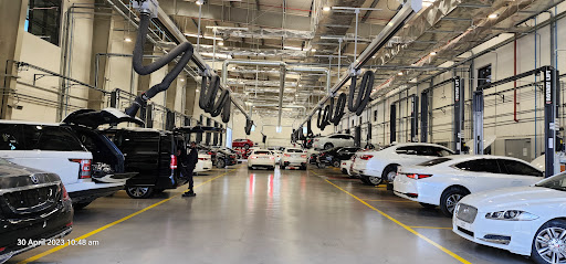 Emirates Moto - Used Car Showroom & Service Centre — AUTOMOTIVE in Dubai — photo 3