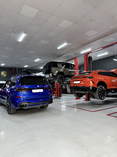 Garage PRO.CTO repair | Porsche | Audi | Bentley | Lamborghini & VW in Dubai 🇦🇪 ✨ Автосервис Дубай — AUTOMOTIVE in Dubai — photo 3