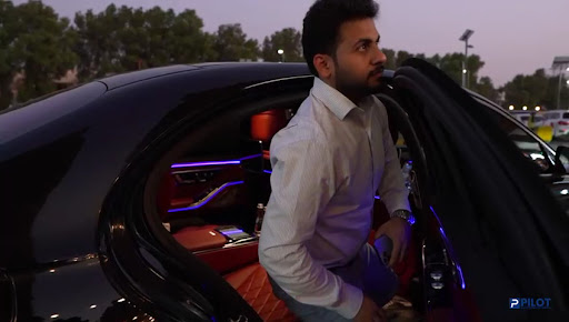 Pilot & Car | Chauffeur Service Dubai — AUTOMOTIVE in Dubai — photo 1