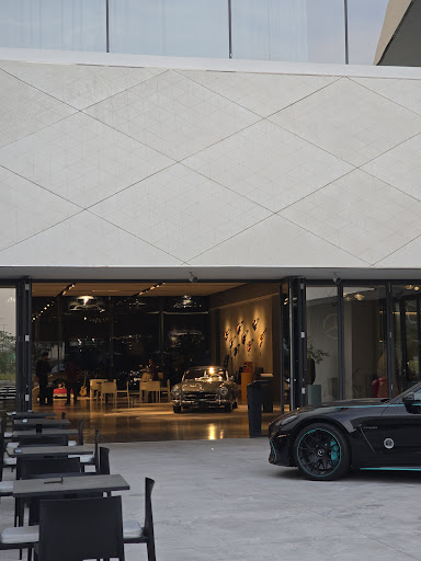 Mercedes-Benz Brand Center — AUTOMOTIVE in Dubai — photo 1