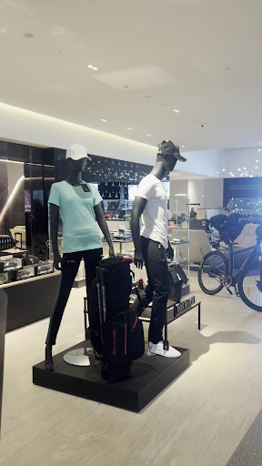 Mercedes-Benz Brand Center — AUTOMOTIVE in Dubai — photo 2