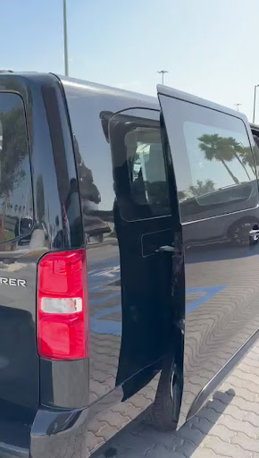 DUBAI CHAUFFEUR DRIVE — AUTOMOTIVE in Dubai — photo 1