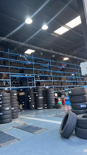 Tire Replacement Dubai – 24/7 Mobile & Home Tyre Fitting Service — AUTOMOTIVE in Dubai — photo 2