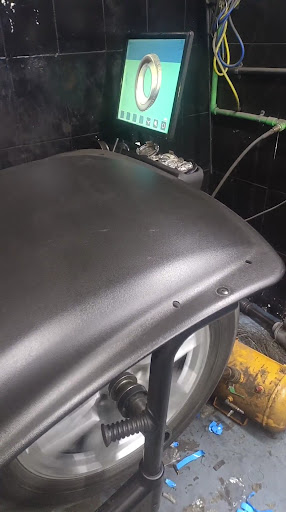 Car Tire Service - Marina Mobile Auto Repair — AUTOMOTIVE in Dubai — photo 2