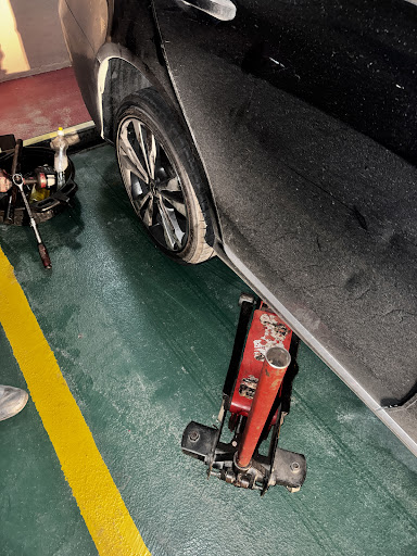 Tyre & Battery Fix and Repair & Tyre & Battery Change — AUTOMOTIVE in Dubai — photo 2