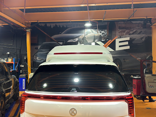 Dluxe Service Centre دي لوكس لصيانة المركبات والاطارات — AUTOMOTIVE in Dubai — photo 2
