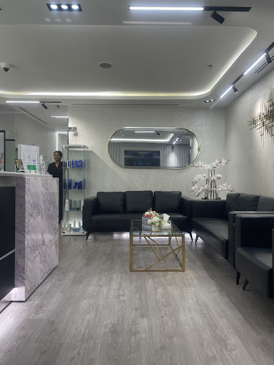 Dynamic — BEAUTY in Dubai — photo 3