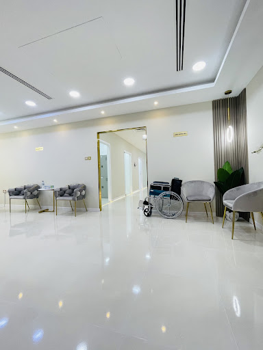 Renew Plus Clinic — BEAUTY in Dubai — photo 1