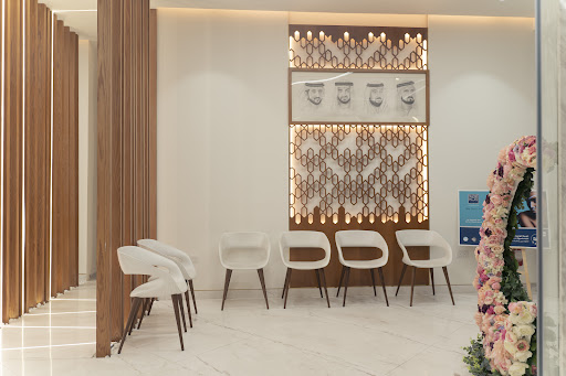 مركز سلطان العلماء الطبي - اتحاد مول | 𝗦𝘂𝗹𝘁𝗮𝗻 𝗔𝗹𝗢𝗹𝗮𝗺𝗮 𝗠𝗲𝗱𝗶𝗰𝗮𝗹 𝗖𝗲𝗻𝘁𝗲𝗿 Etihad Mall — BEAUTY in Dubai — photo 2