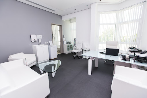 DR. KAMIL — BEAUTY in Dubai — photo 3