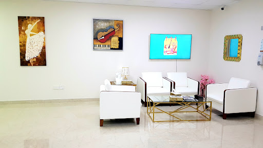 Enfield Royal Hair Transplant Dubai | Exsosomes, PRP , Hair Loss Treatment — BEAUTY in Dubai — photo 1