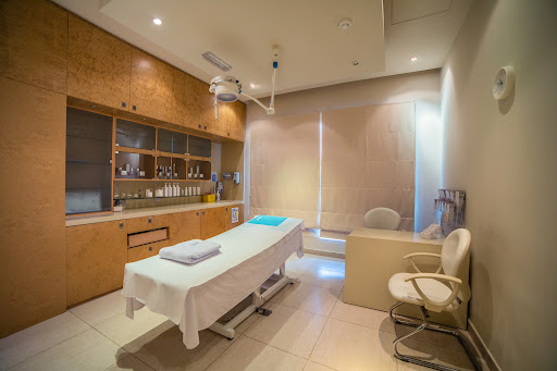 Dr. Qassim Ahli Clinic — BEAUTY in Dubai — photo 2