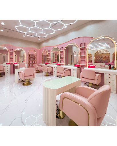 Cutting Edge — BEAUTY in Dubai — photo 1