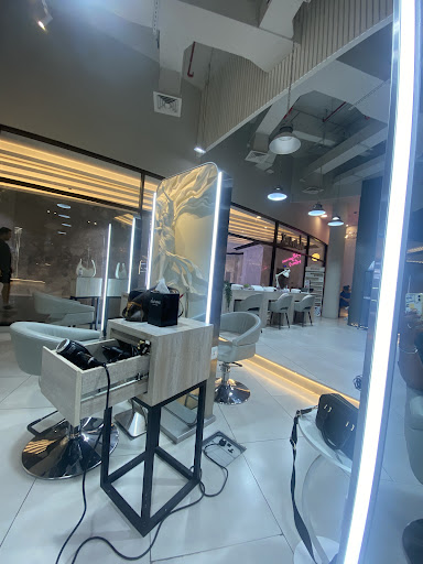 Cheveux Beauty Boutique — BEAUTY in Dubai — photo 3