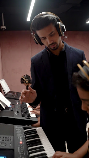 Naurs Yoga Center and Music classes — BEAUTY in Dubai — photo 1