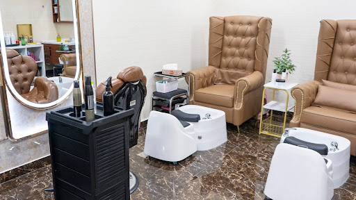 Celebrity Makeup Studio — BEAUTY in Dubai