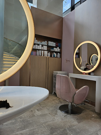Sisters Beauty Lounge Hair Salon - City Walk — BEAUTY in Dubai — photo 3