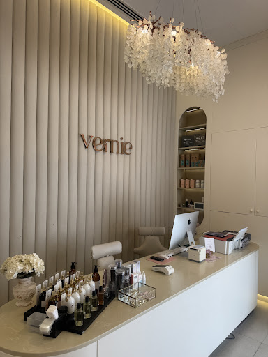 Vernie Beauty Salon Co — BEAUTY in Dubai — photo 1