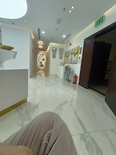 Dr Krish Esthetik Studio Dental Clinic - Award winning clinic — BEAUTY in Dubai — photo 3