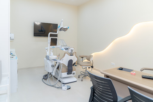 Invisible Braces Dental And Skin Polyclinic — BEAUTY in Dubai — photo 2