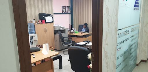Right Corporate Services - Business Setup in Dubai — BUSINESS in Dubai — photo 1