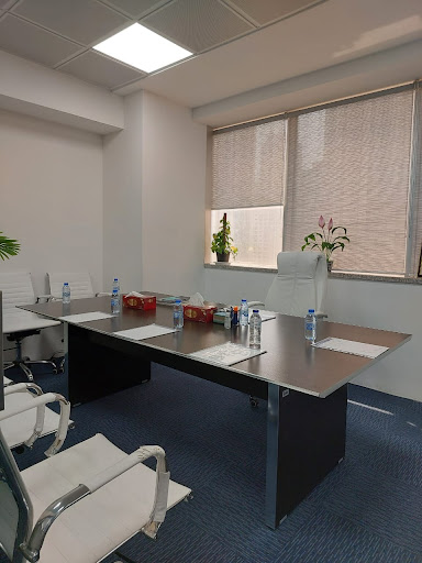 Sanjay Dubbey DIFC Lawyer - SDC Legal Consultants — BUSINESS in Dubai — photo 2