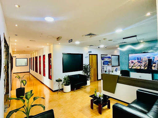 Bericht Audit & Advisory — BUSINESS in Dubai — photo 2