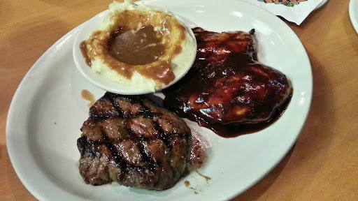 Texas Roadhouse — BUSINESS in Dubai — photo 2