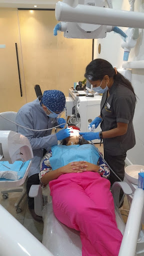 Dr Ajay Pala Implantologist — HEALTHCARE in Dubai — photo 2