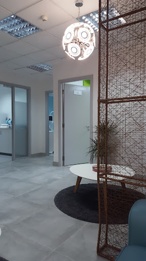 Vienna Dental Clinic — HEALTHCARE in Dubai — photo 3