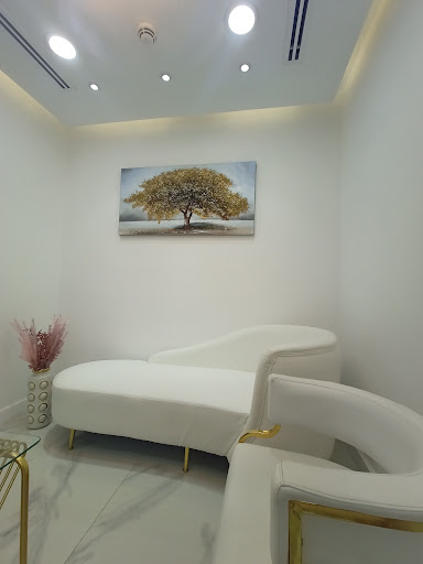 Dr Krish Esthetik Studio Dental Clinic - Award winning clinic — HEALTHCARE in Dubai — photo 2