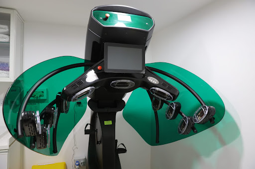Sanare Polyclinic — HEALTHCARE in Dubai — photo 3