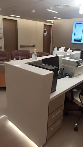 Emirates Hospital Jumeirah — HEALTHCARE in Dubai — photo 1