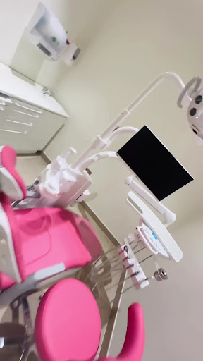 AIC CITY POLYCLINIC — HEALTHCARE in Dubai — photo 1