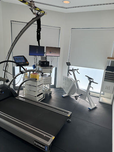 UPANDRUNNING- Al Wasl Sports Medical Center — HEALTHCARE in Dubai — photo 2