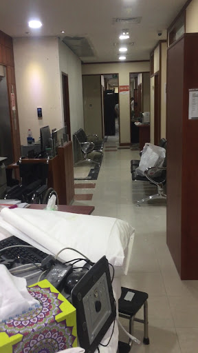Prime Medical Center - Sheikh Zayed Road (Oasis Mall) — HEALTHCARE in Dubai — photo 1