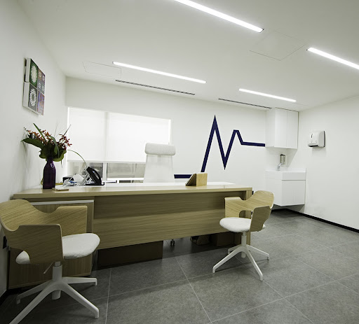 Dr Tulika Shukla Psychiatrist — HEALTHCARE in Dubai — photo 3