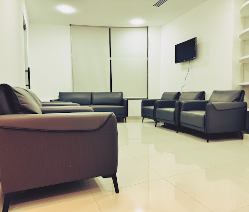 Dr Zoheb Raj Korambayil, MD | طبيب نفسي — HEALTHCARE in Dubai — photo 3