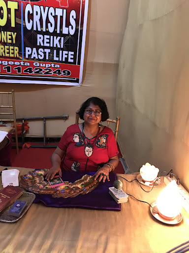 Sangeeta Reiki Healing | Tarot Card Reading In Dubai — HEALTHCARE in Dubai — photo 3