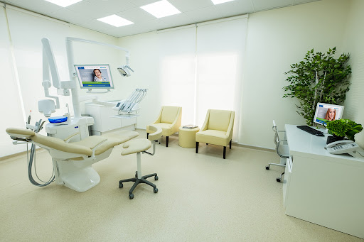 Dr. Michael's Orthodontic Center — HEALTHCARE in Dubai — photo 2