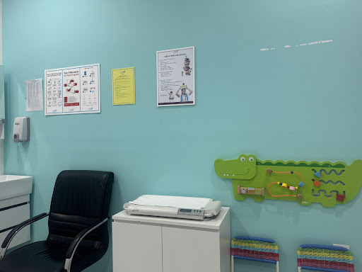 Dr. Bhawna Gupta - Best Pediatrician in Dubai, Neonatology & Child Specialist | UniCare Medical Centre — HEALTHCARE in Dubai — photo 3