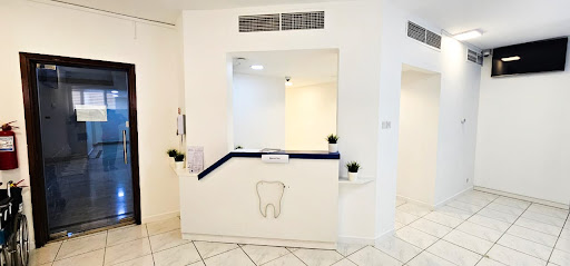 CLOVER GOLD MEDICAL CENTRE -Satwa — HEALTHCARE in Dubai — photo 2
