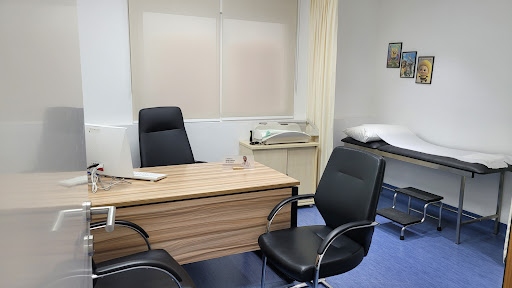 Dr. Abdullah Ahmad Issa Pediatric clinic عيادة الدكتور عبد الله أحمد عيسى لطب الأطفال — HEALTHCARE in Dubai — photo 2