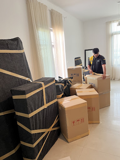 Best Movers and Packers in Dubai | Trusted Moving Company | GoldLine Movers Dubai — HOME-SERVICES in Dubai — photo 1