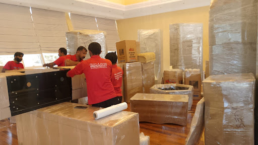 UAE Furniture, Self Storage .Best Movers In Dubai — HOME-SERVICES in Dubai — photo 1