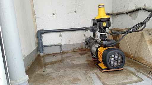 Emergency Plumber in The Springs | Emergency Water Pump Repair Dubai | Apex Facilities Maintenance LLC — HOME-SERVICES in Dubai — photo 2